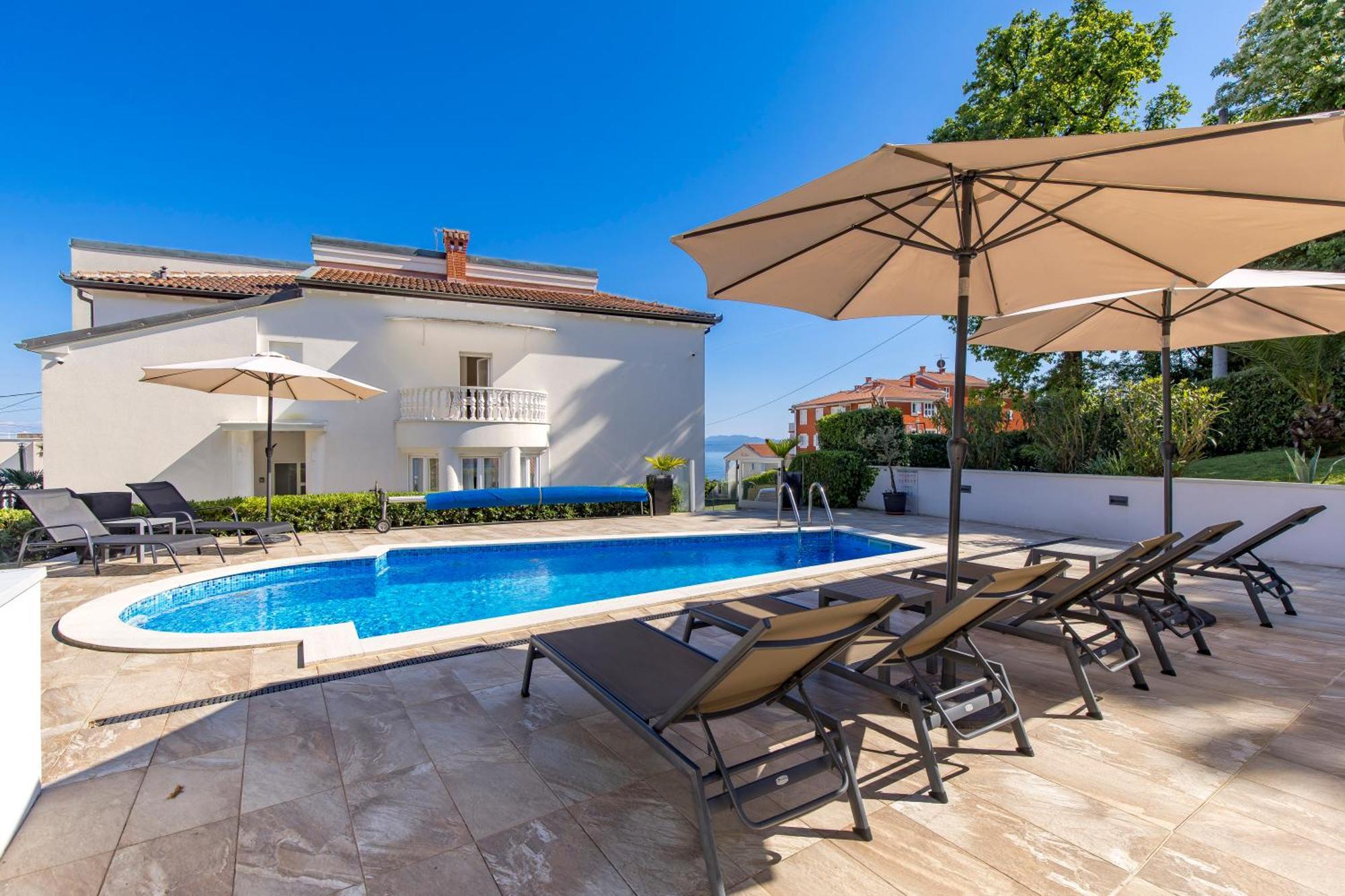 Villa Garden Apartment With Pool Opatija Ngoại thất bức ảnh
