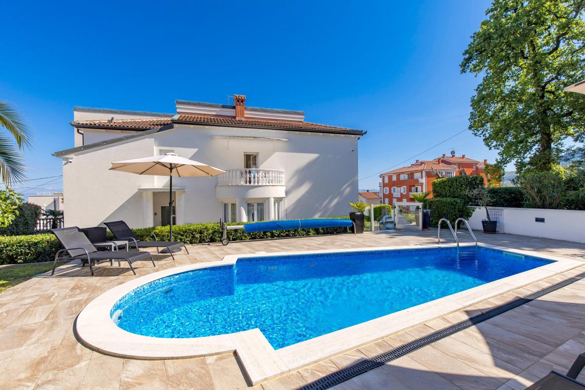 Villa Garden Apartment With Pool Opatija Ngoại thất bức ảnh