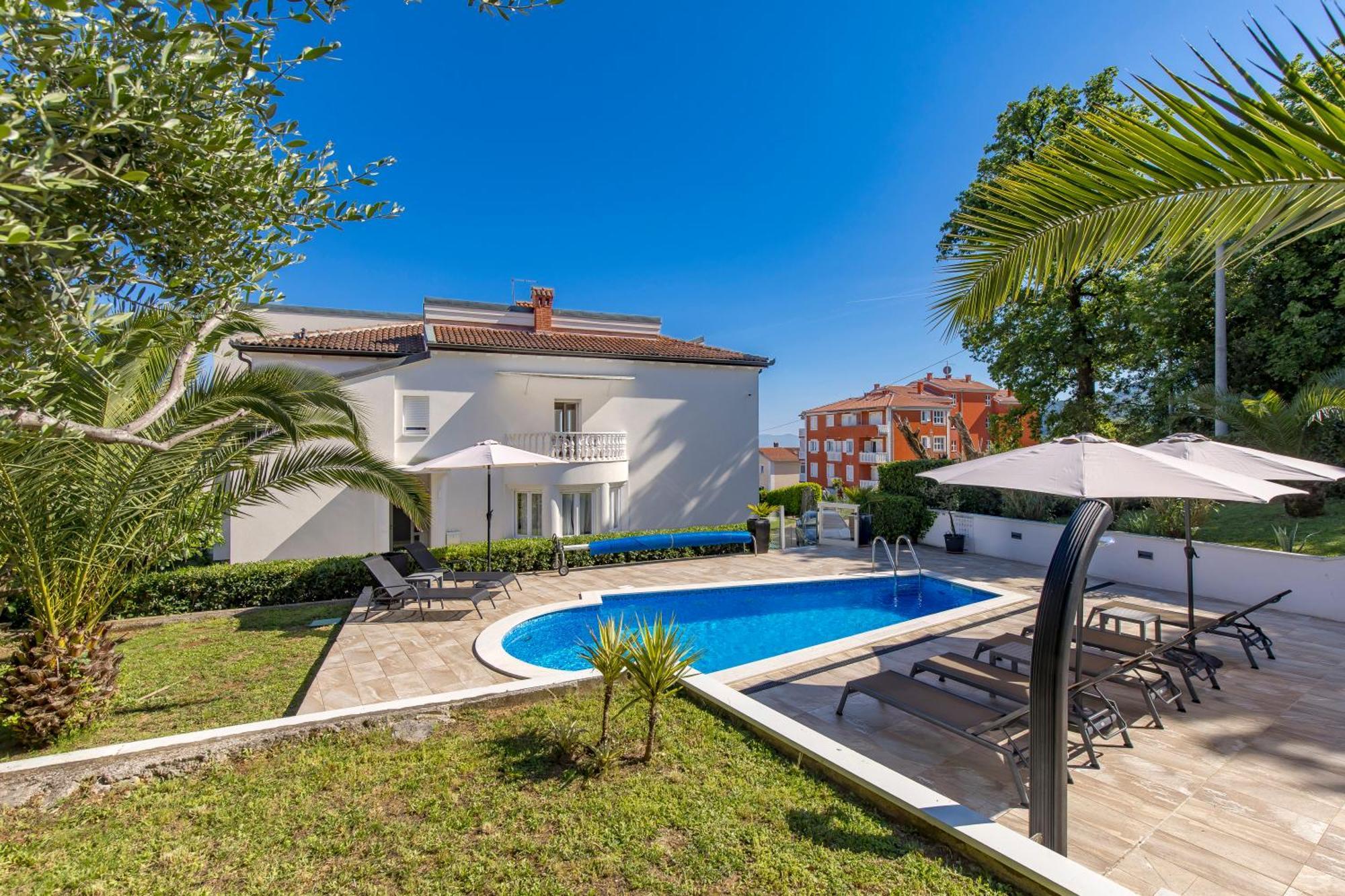 Villa Garden Apartment With Pool Opatija Ngoại thất bức ảnh
