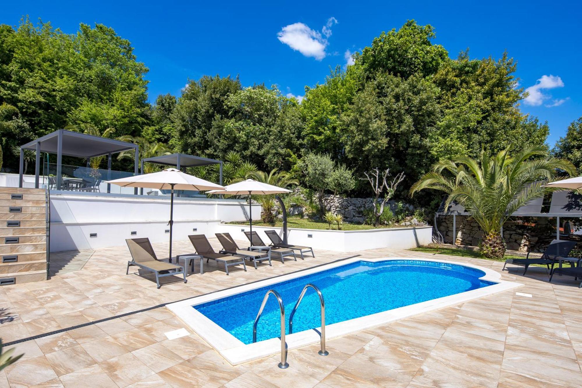 Villa Garden Apartment With Pool Opatija Ngoại thất bức ảnh